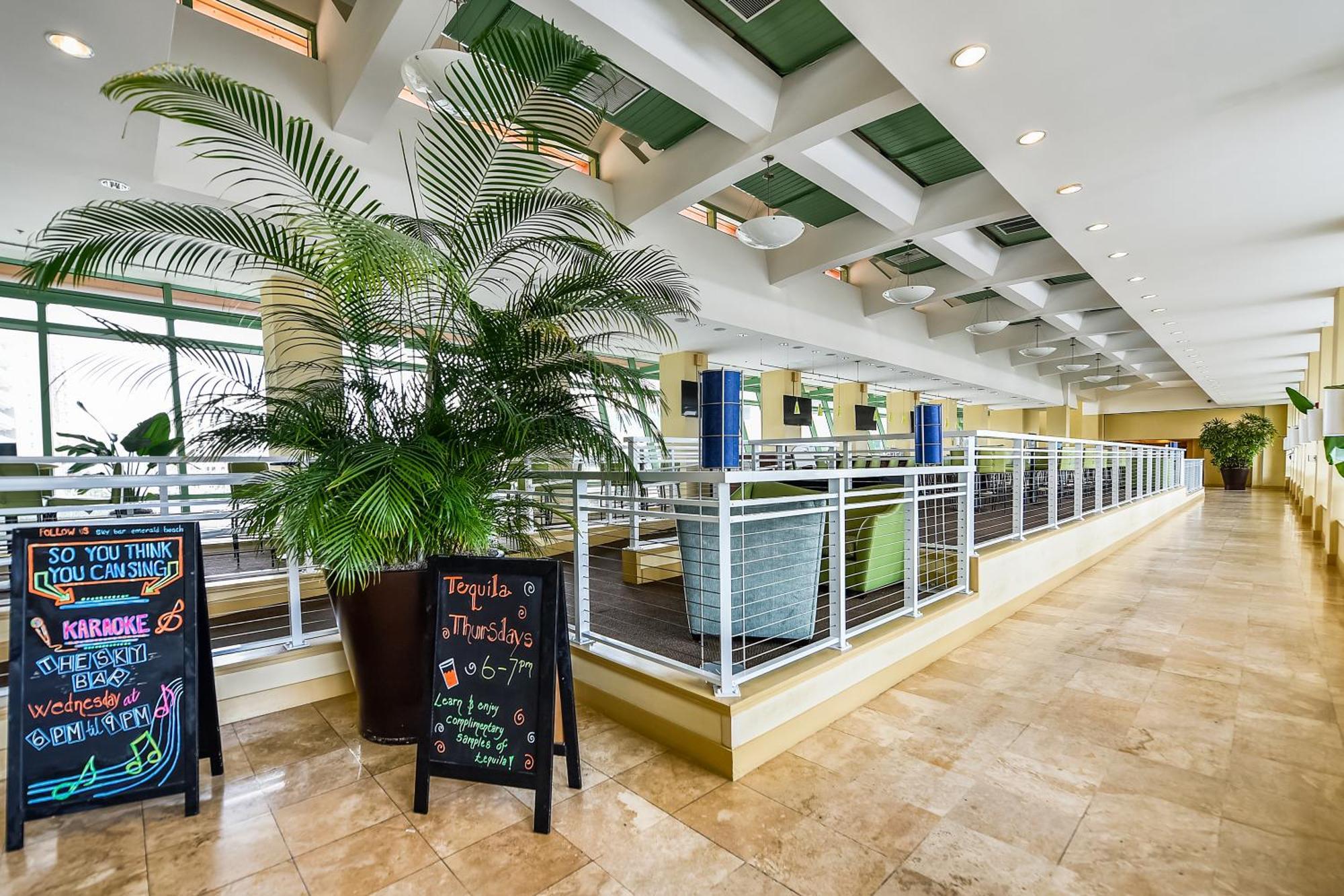 Emerald Beach #1330 By Book That Condo Panama City Beach Exterior foto